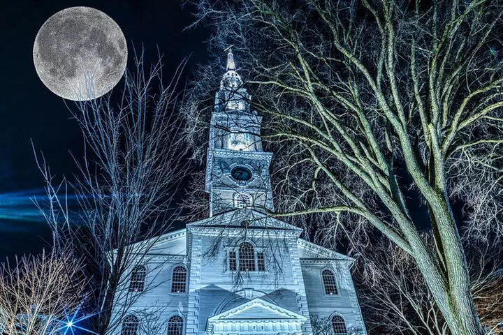 Providence Ghost Tours: Phantoms, Poltergeists, & Pestilence