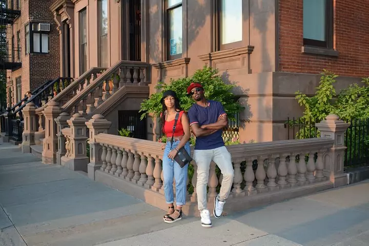 Private Tour of Brooklyn Bridge and neighborhoods with PhotoShoot