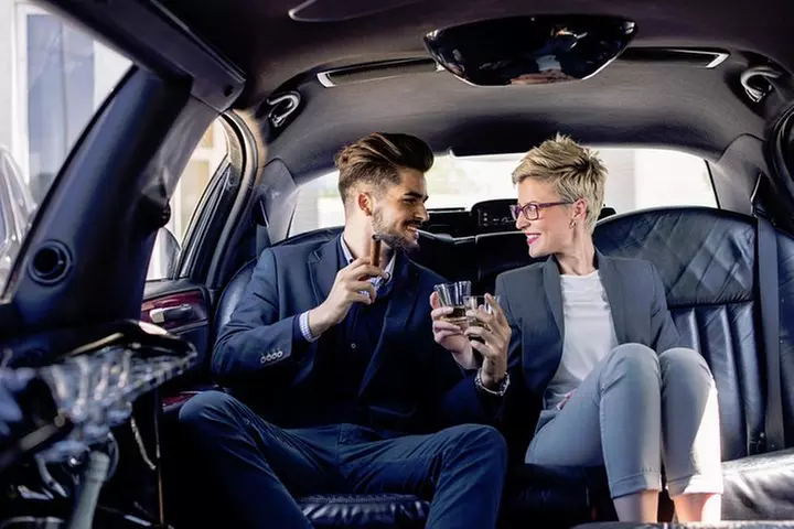 Airport luxury arrival ride by SUV, Sedan, Minibus or Limousine