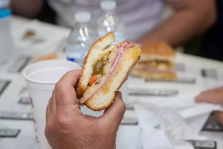 French Quarter walking Food Tour: Signature Tastes of New Orleans