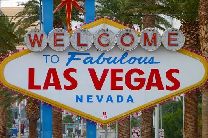 California Desert, Seven Magic Mountains and Las Vegas Sign