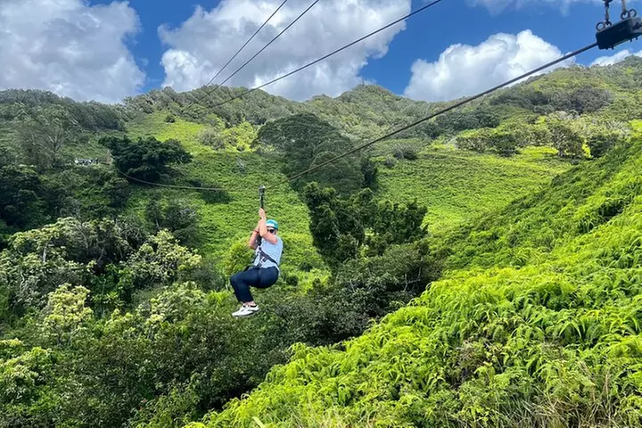 Shaka Zipline: 5 Line Zipline Tour (60 - 260 lbs)
