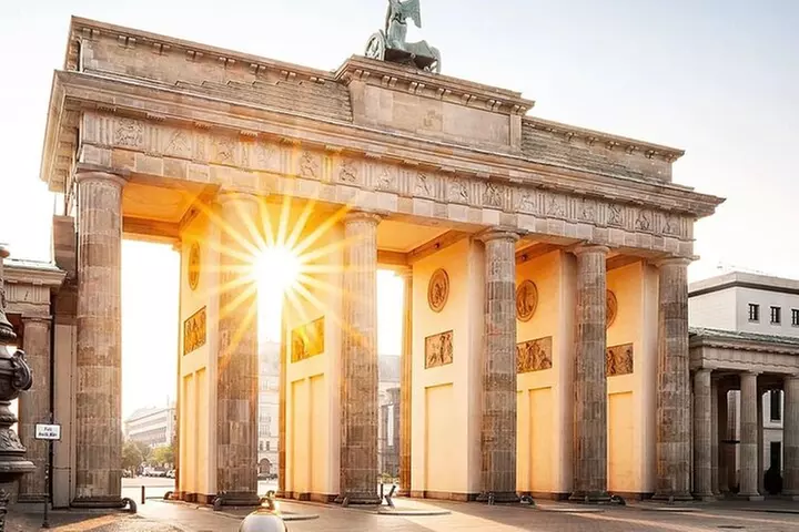 4 Stunden Kulturelle Stadtrundfahrt durch Berlin - Primary Image