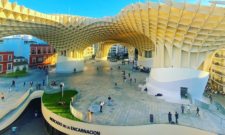 Image 6: ¡Descubre Sevilla en bicicleta!