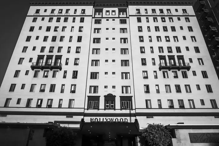 Haunted Hollywood Walking Tour: True Crime and Creepy Tales