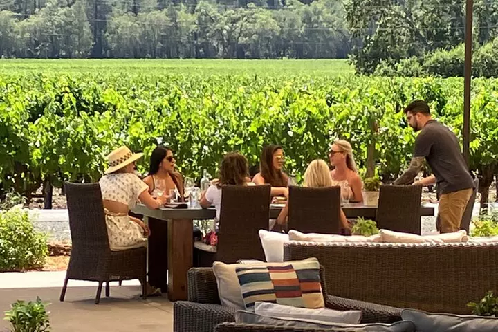 Best Private Wine Tours of Napa Valley Sonoma for up to 8 people