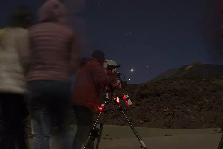 Parque Nacional del Teide : Tour a la luz de la luna y experiencia ...