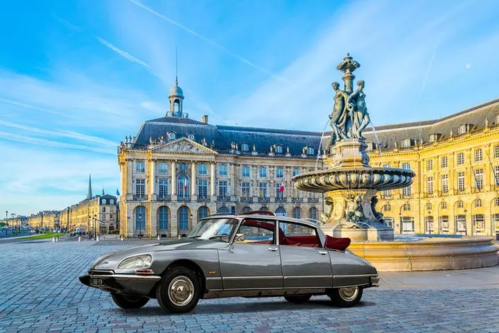 Visite guidée privée de Bordeaux dans une Citroën DS de luxe - 1 heure - Primary Image
