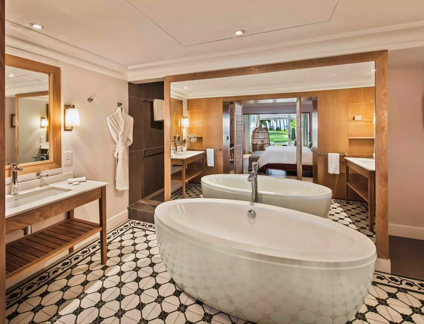 ✈ MAURITIUS | Flic en Flac - Sugar Beach Golf & Spa Resort 5*, 5 ni...