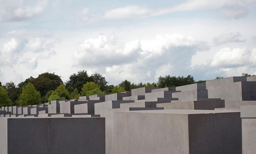 Image 7: Rundgang Die letzten Tage des Zweiten Weltkrieges durch Berlin