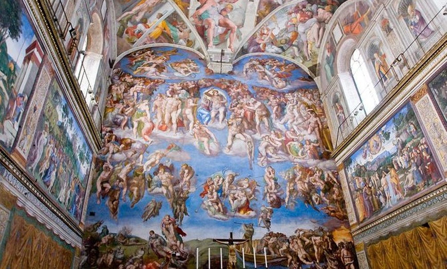 Image 1: Viator VIP: Visita privata della Cappella Sistina e tour per piccol...