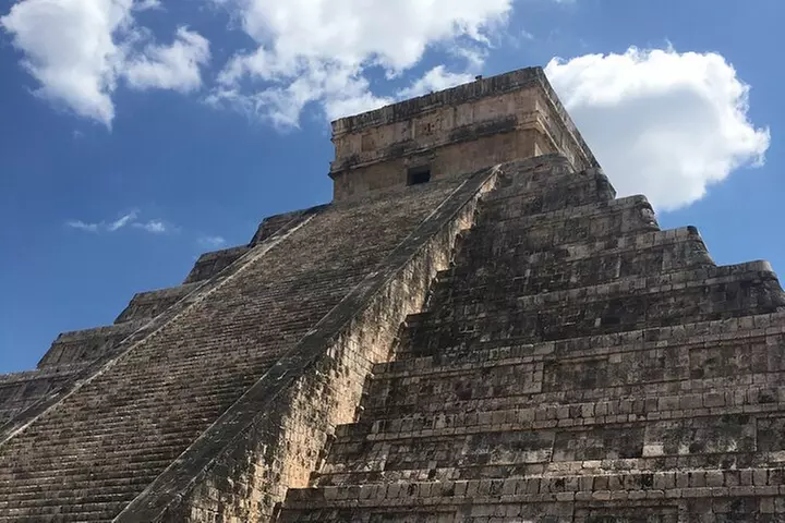 Chichen Itza Ruins, Cenote Ikkil & Hubiku, Valladolid and Buffet
