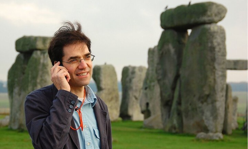 Image 5: London: Windsor Castle, Stonehenge & Bath Guided Tour with Entry