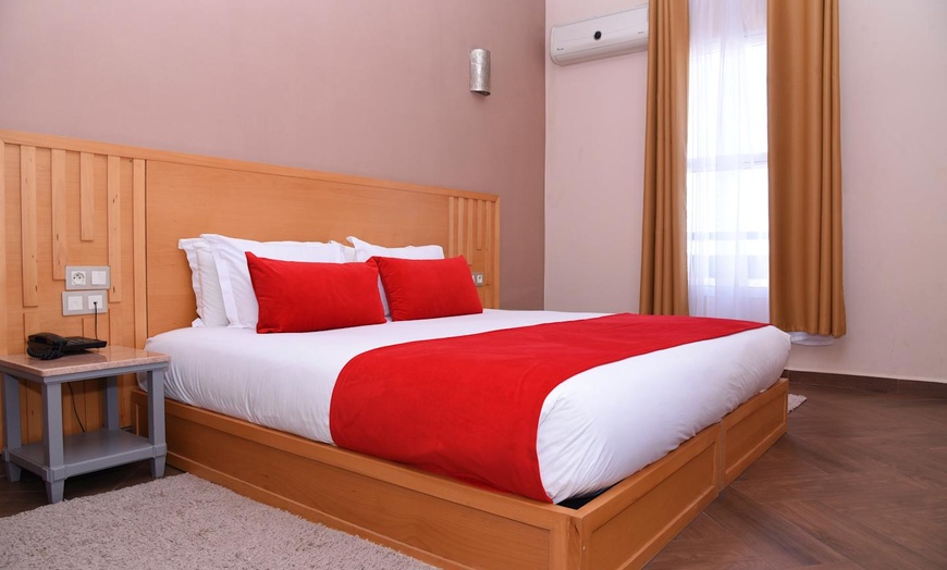 Image 2: ✈ MAROC | Agadir - Golden Beach Appart Hôtel 4* - Piscine extérieure