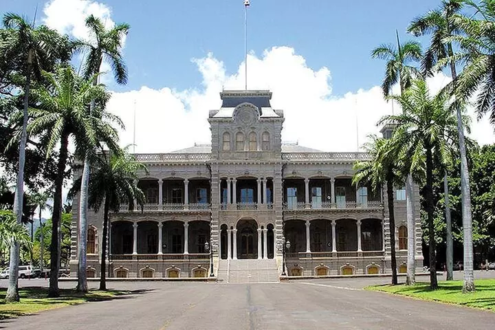 Pearl Harbor, USS Arizona and Honolulu City Tour