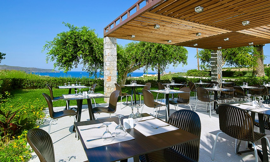 Image 6: ✈ CRETA | Agia Marina - Eleftheria Hotel 3* - In riva al mare