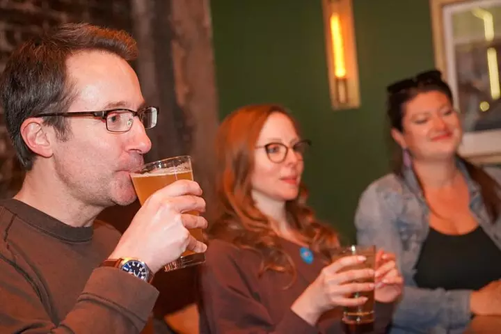 Small-Group History Tour Pub Crawl of Washington, D.C.