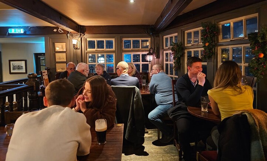 Image 7: London Historical Pub Tour with Pilgrims and Pirates