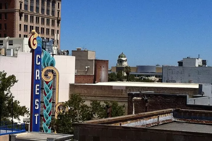 Self-Guided Scavenger Hunt: Sacramento Memento