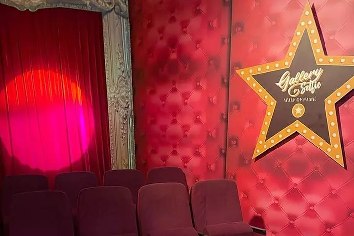 Ticket/Parque Foto-Temático y Actividad Virtual en Vigo