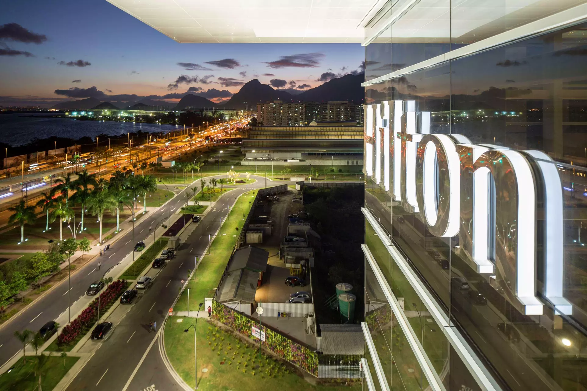 ✈ BRÉSIL | Rio De Janeiro - Hilton Barra Rio De Janeiro 5*, 4 nuit ...