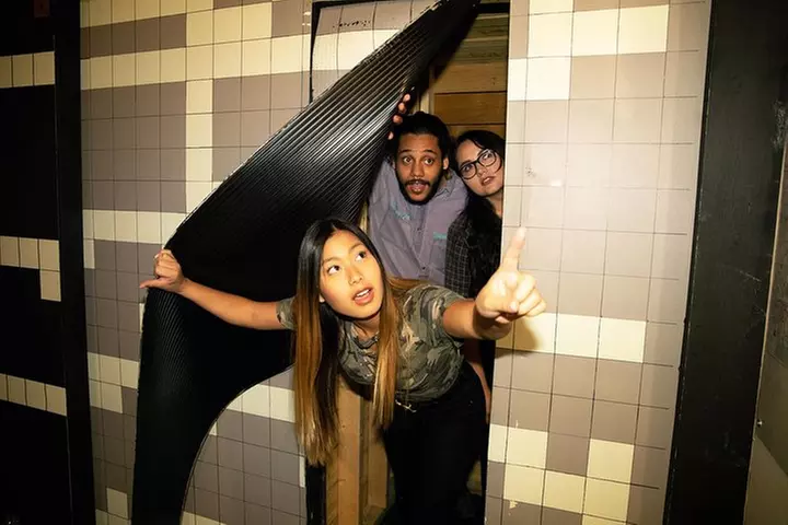 Vaccine: Search For The Zombie Cure - Escape Experience