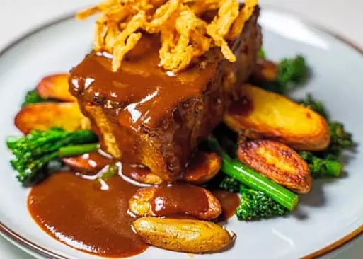 5% Cash Back at District South Kitchen & Craft