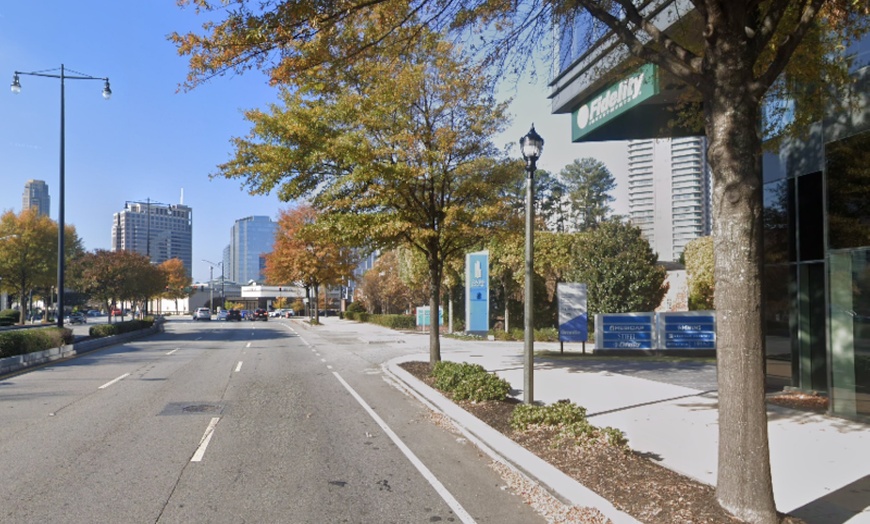 Image 1: Parking at 3630 Peachtree Rd. NE. Garage