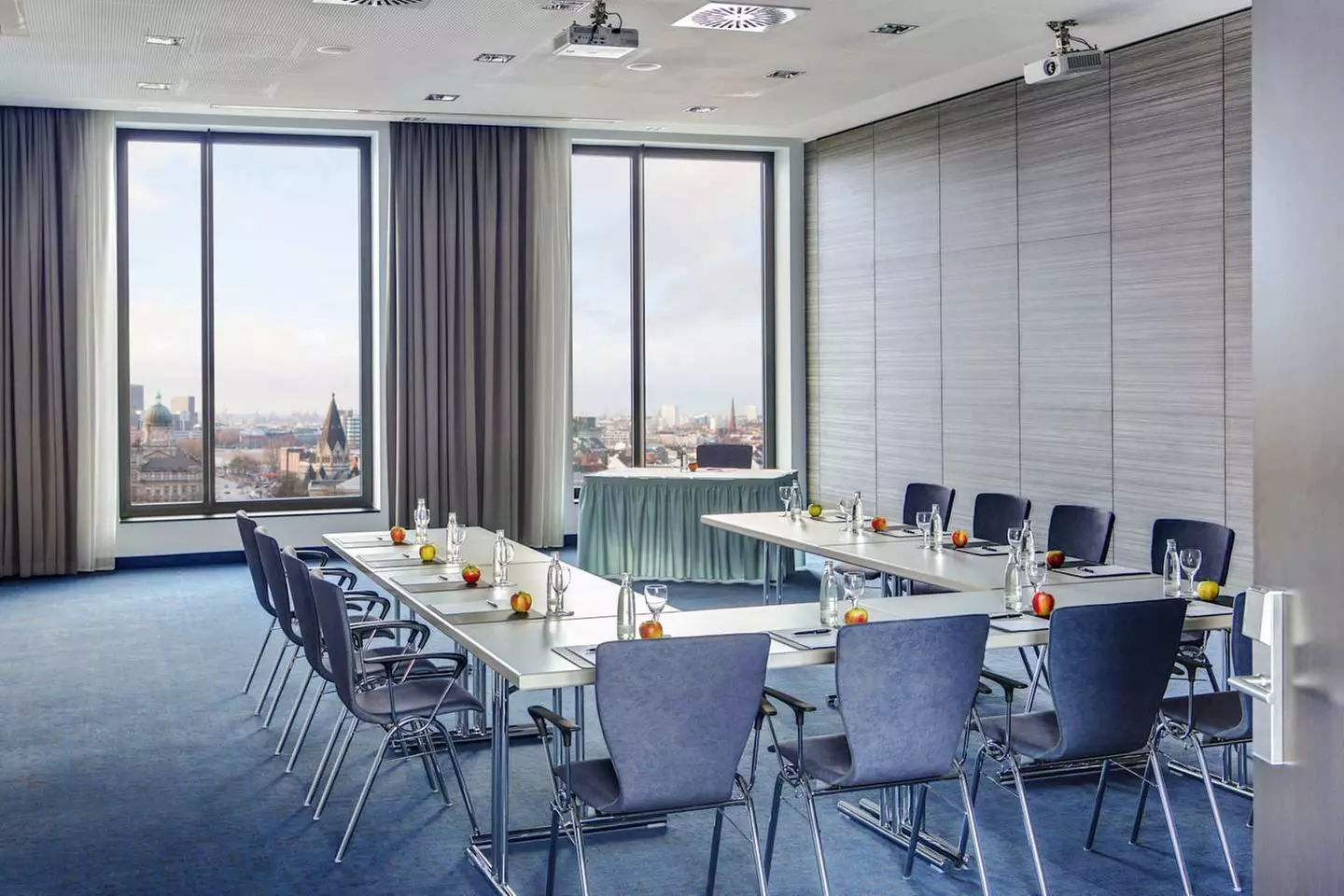 ✈ DEUTSCHLAND | Hamburg - InterCityHotel Hamburg Dammtor-Messe 4*, ...