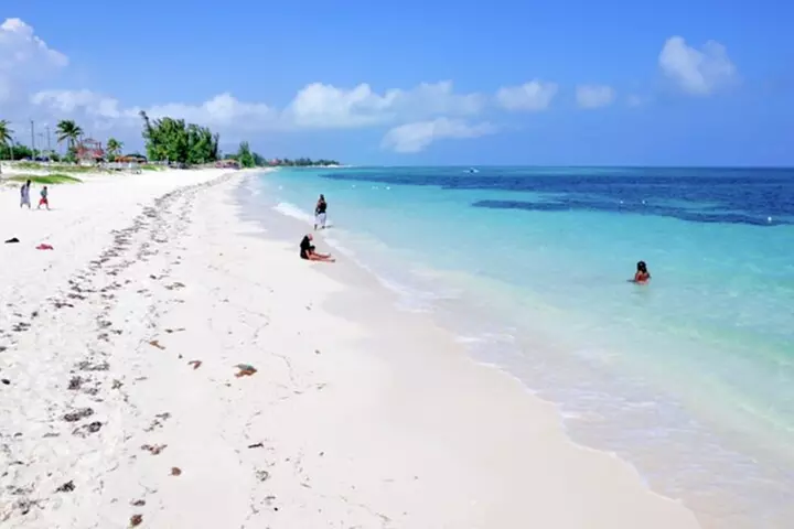 Bimini Day Cruise from Fort Lauderdale with Round-Trip Miami Transfer