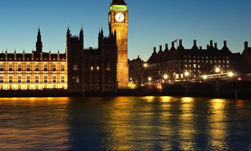 Image 7: Tower of London with London Hop-On Hop-Off Tour and River Cruise