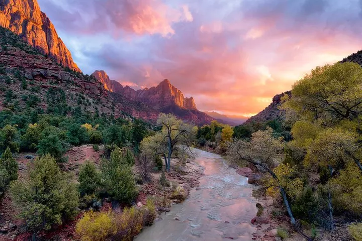 Las Vegas, Antelope Canyon, Zion & Bryce 4-Day Tour from LA - Primary Image