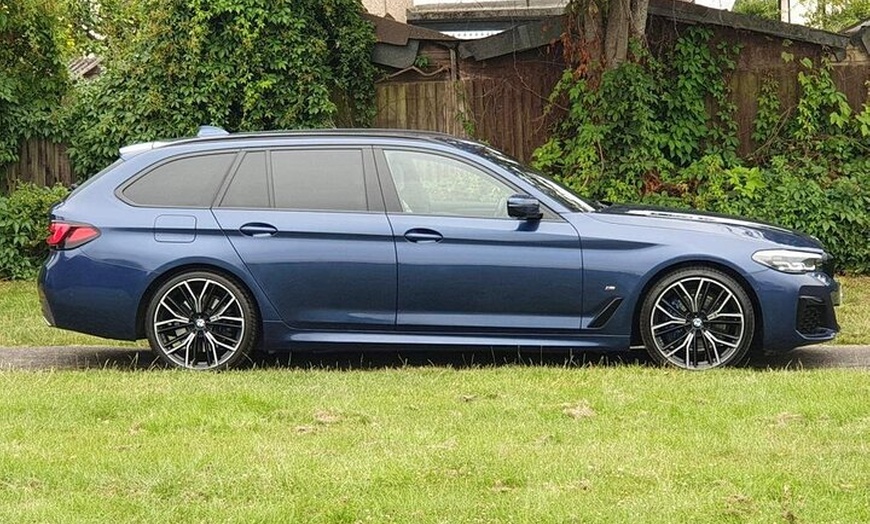 Image 8: Private Taxi Transfer from London to Stansted Airport