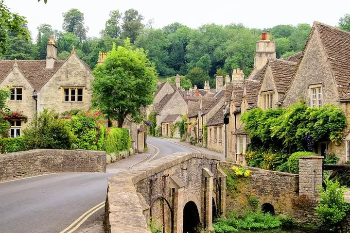 Oxford: to Cotswolds (Half Day)