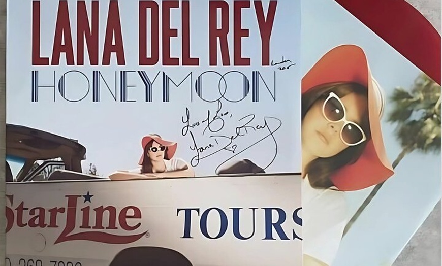 Image 11: Celebrity Homes Tour & Hop-on Hop-off Bus Package