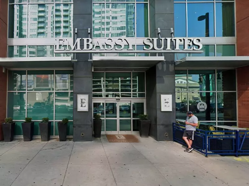 Parking at Embassy Suites - Valet