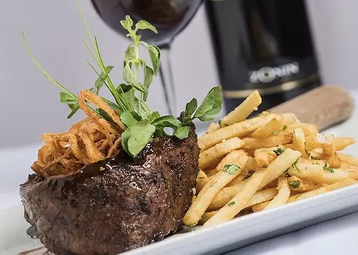 5% Cash Back at Mamajuana Cafe by the River