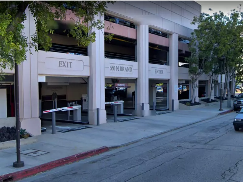 Parking at 550 N. Brand Blvd. - Glendale Galleria Garage