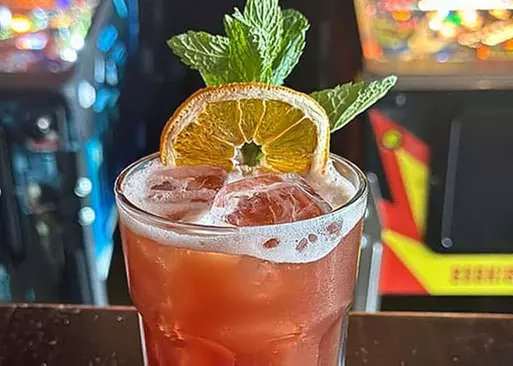 5% Cash Back at Platypus Bar