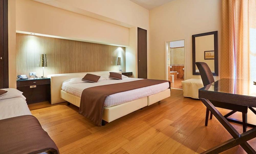 Image 2: ✈ ITALIA | Firenze - Hotel Cosimo de'Medici 3*