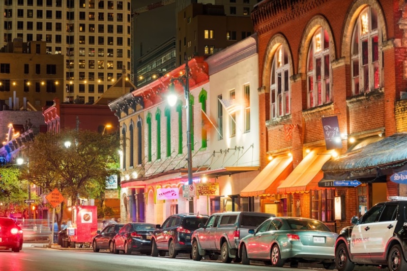 6th St. Parking Deals