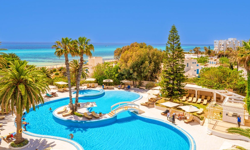 Image 1: ✈ TUNISIA | Hammamet - Sol Azur Beach 4* - Free upgrade