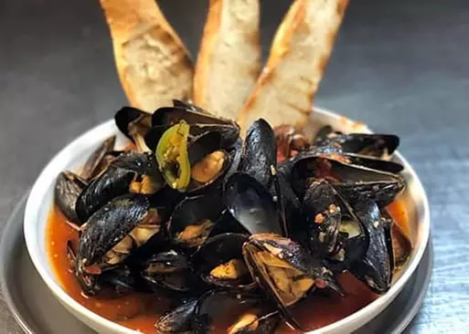 5% Cash Back at Tempt Restaurant & Lounge