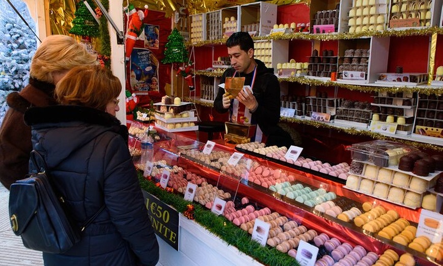 Image 3: Visite en famille des illuminations et marchés de Noël de Paris