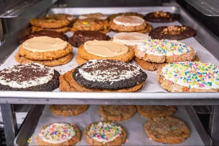 Half-Day Hell's Kitchen Food Tour and Central Park Stroll
