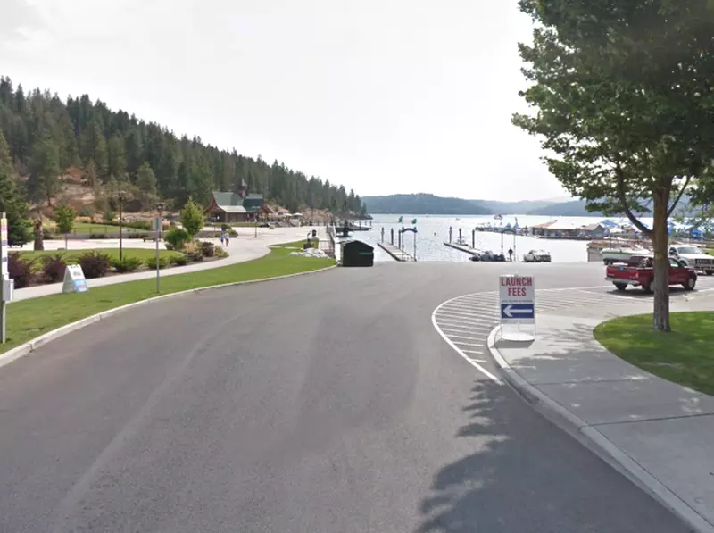 Parking at [IC21] Boat Docks Lot - Primary Image
