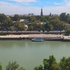 Image 9: Sevilla : Crucero por el río Guadalquivir con almuerzo o cena