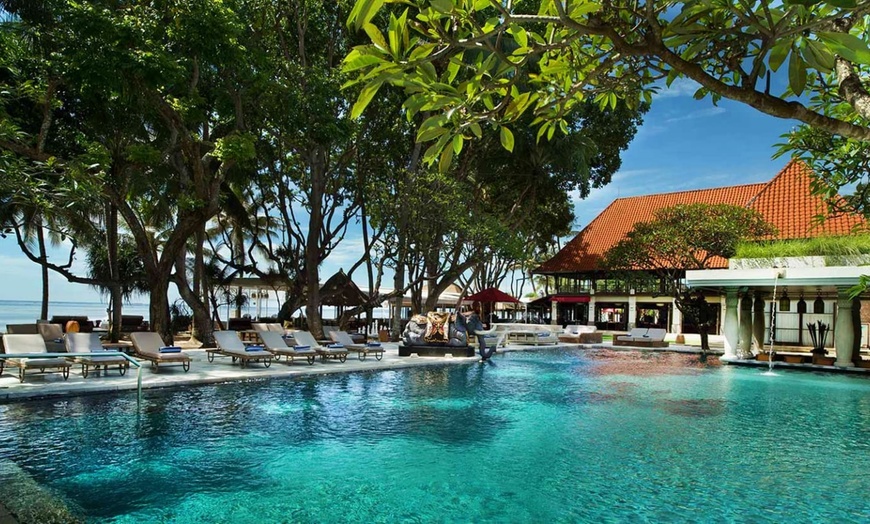 Image 17: ✈ BALI | Ubud & Sanur - Kombination 5*-Hotel Adiwana Bisma & 4*-Hot...