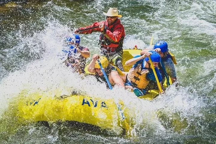 Browns Canyon Sizzler 6-Hour Whitewater Rafting Experience from Bue...