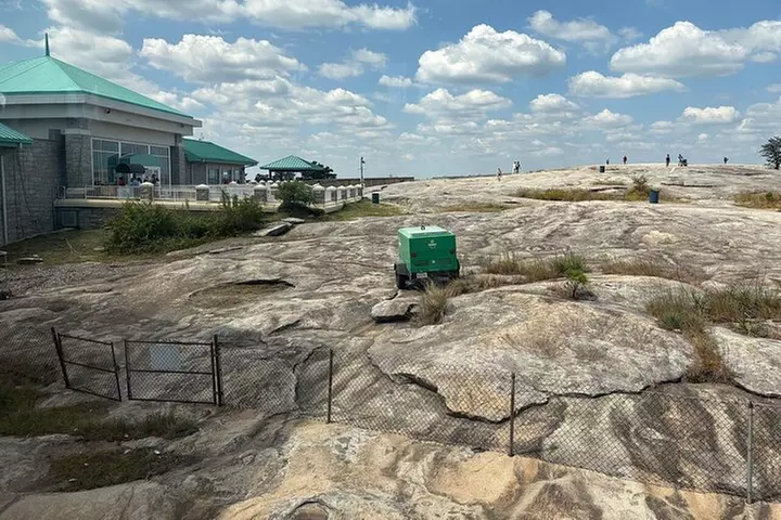 Private Atlanta Stone Mountain Park Sightseeing Tour